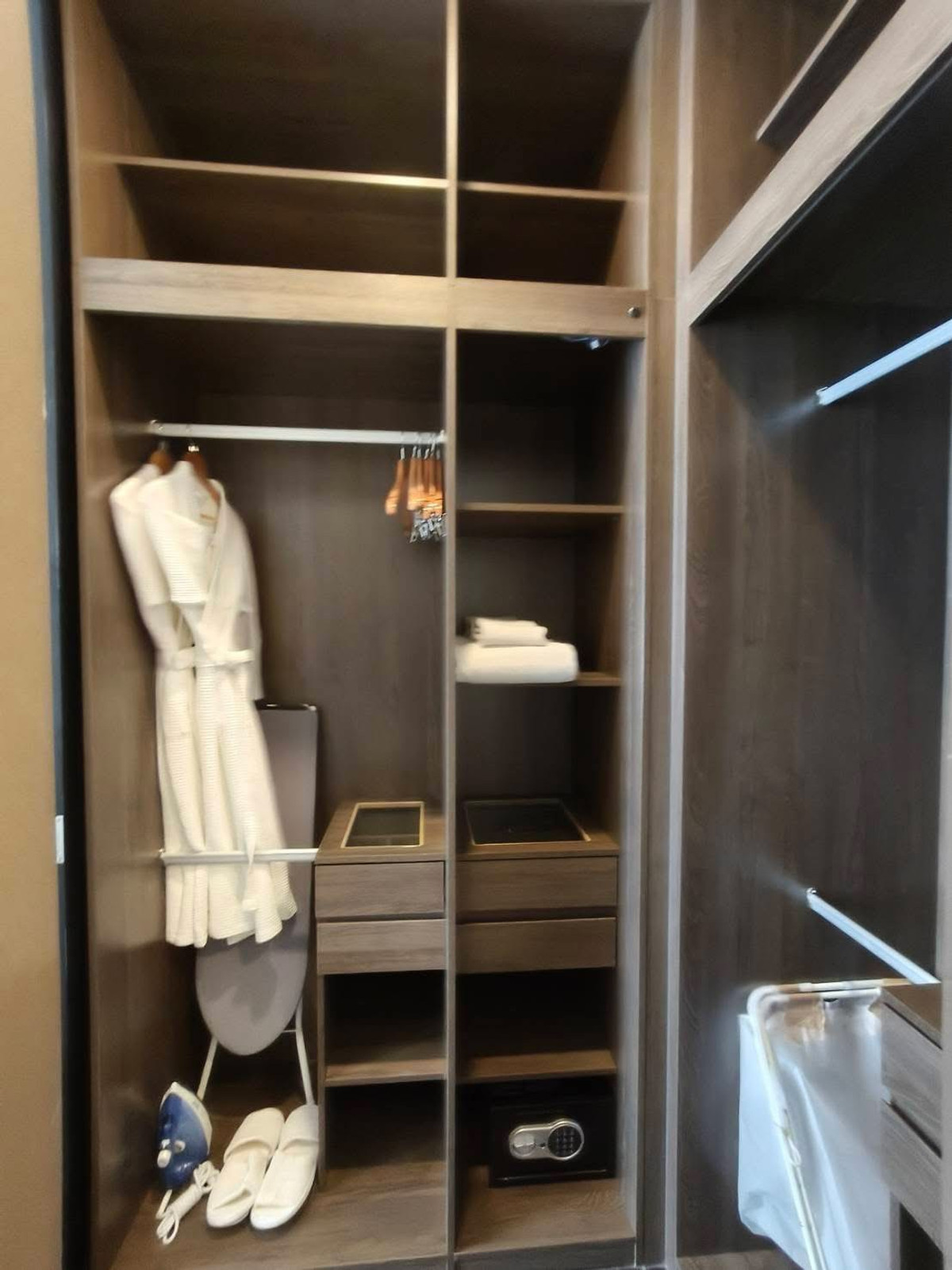 For RentCondoSukhumvit, Asoke, Thonglor : ✨ GT15856 | Condo Park Origin Thonglor, convenient travel, near BTS. Beautifully decorated room Fully furnished Ready to move in immediately!!