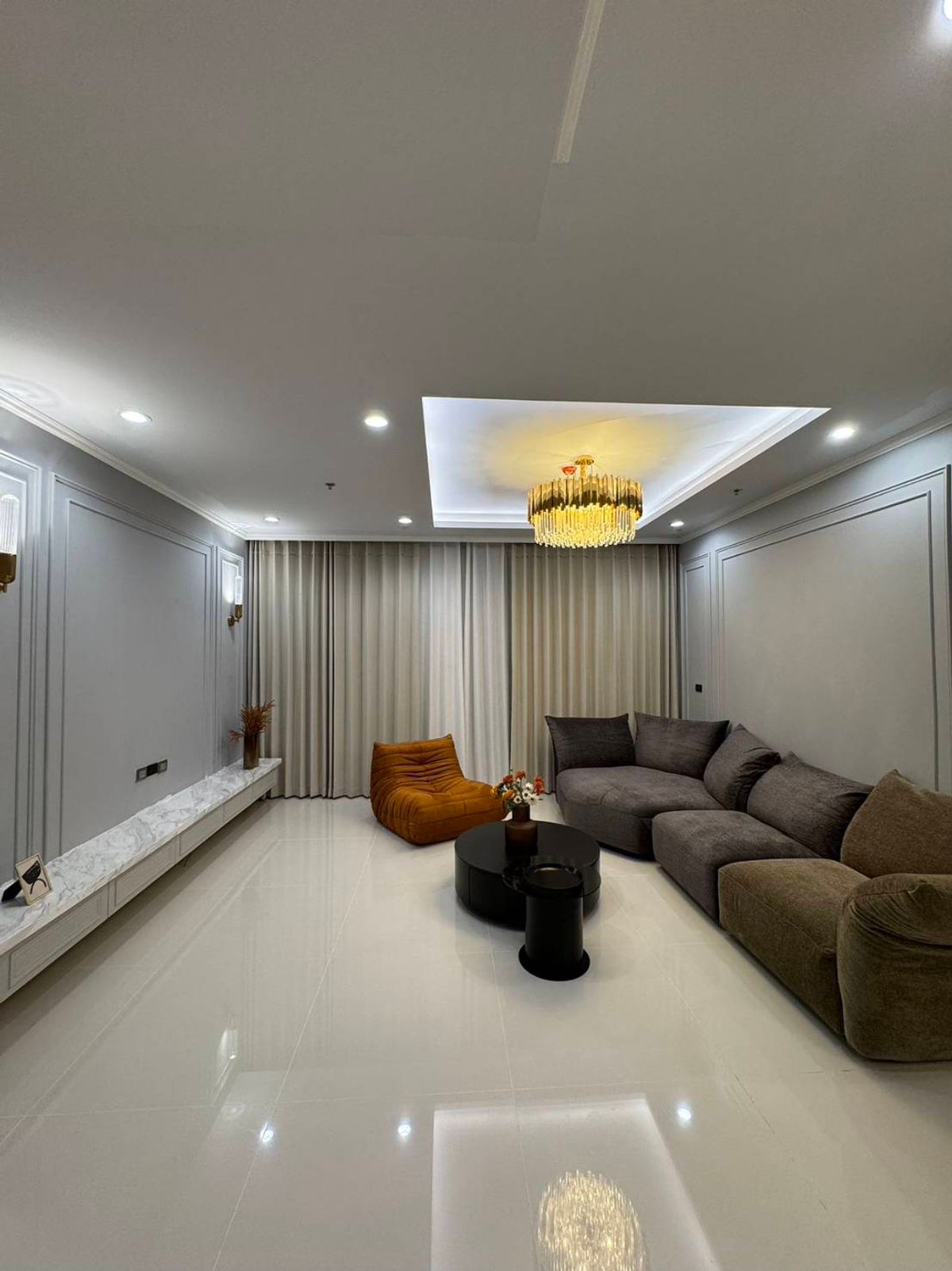 ให้เช่าคอนโดสุขุมวิท อโศก ทองหล่อ : Supalai Oriental Sukhumvit 39 ห้องใหญ่ 3 ห้องนอน ใจกลางเมือง