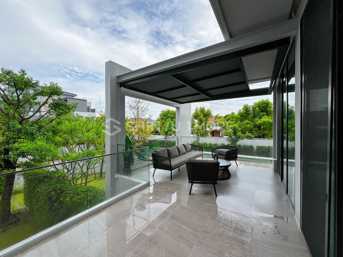 HousePattanakan, Srinakarin : House for rent, Vive Krungthep Kreetha project, rental price 430,000 baht, with sale price [Hsr250502]