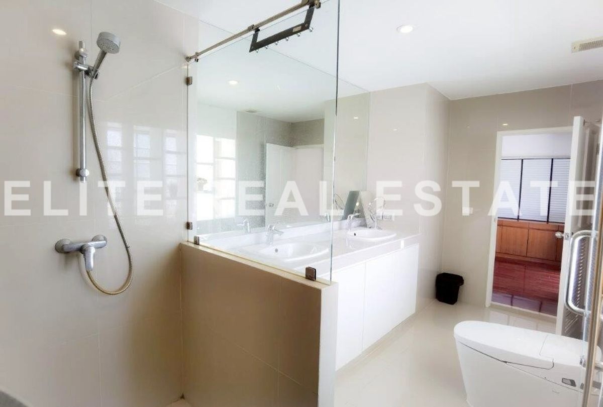 ขายคอนโดวิทยุ ชิดลม หลังสวน : ✨ High Rise luxury ใจกลางรื่นฤดี La Maison Ruamrudee ห้อง Rare ราคาสวย โลเคชั่นดีเกินราคา ✔