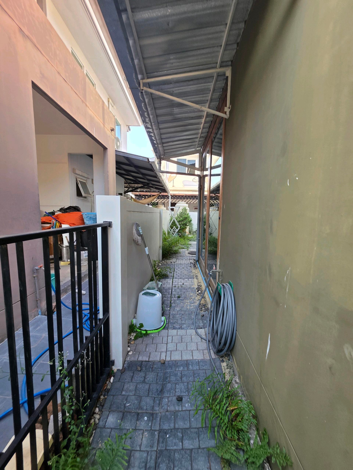 บ้านลาดกระบัง สุวรรณภูมิ : ขาย/เช่า มัณฑนา อ่อนนุช-วงแหวน 3 