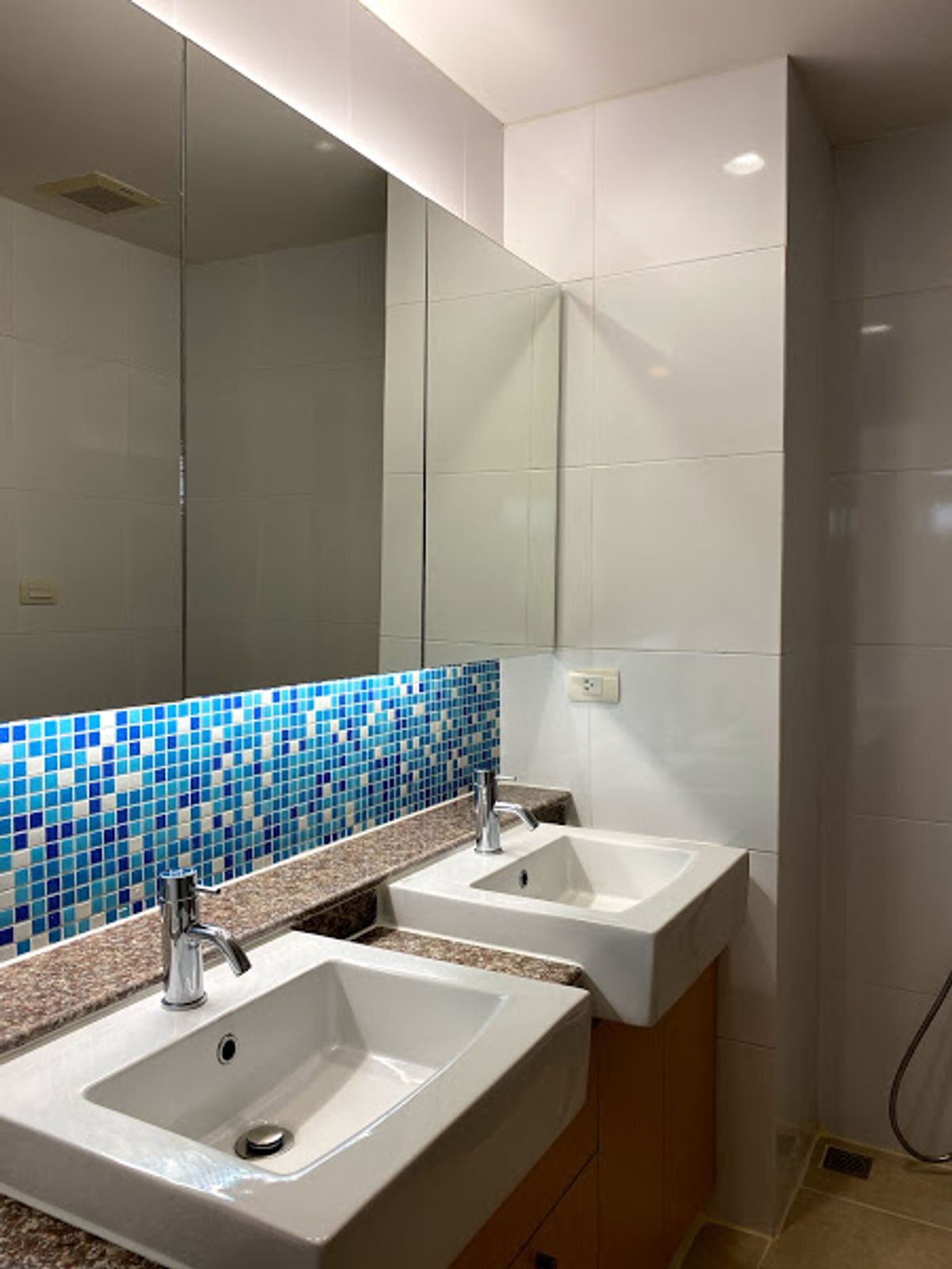 For SaleCondoOnnut, Udomsuk : ✨ Rare Find! Spacious 3-Bedroom Corner Unit at Residence 52 – Fully Furnished, Peaceful & Private, Just Minutes to BTS Onnut & Major Shopping Malls