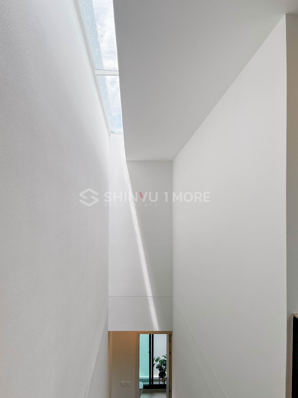 HousePattanakan, Srinakarin : House for rent, Vive Krungthep Kreetha project, rental price 430,000 baht, with sale price [Hsr250502]