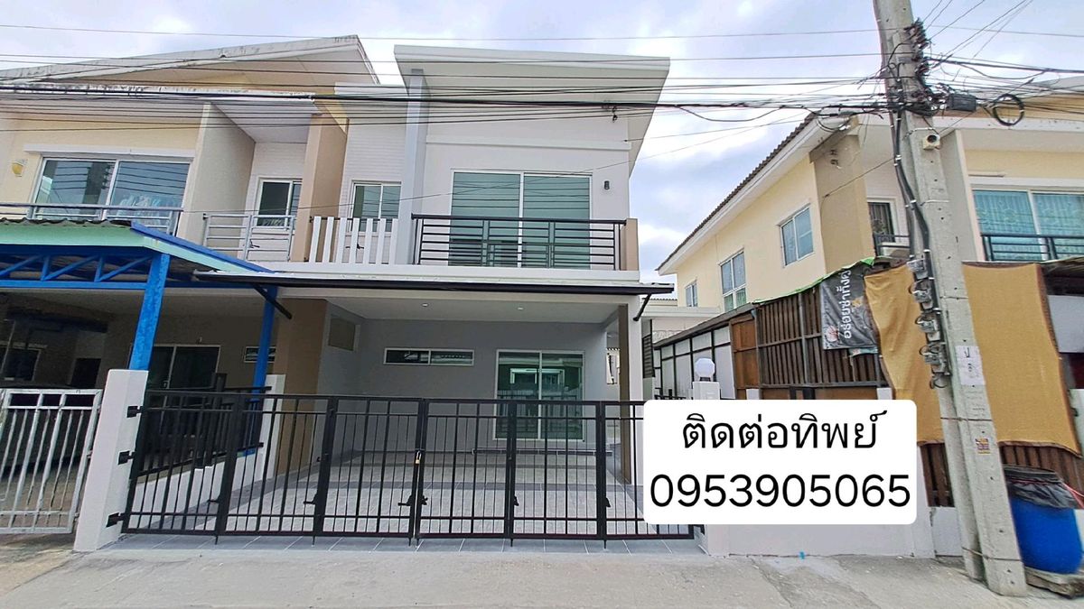 ขายทาวน์โฮมสมุทรปราการ สำโรง : 🤎 ขายทาวน์เฮ้าส์ 2 ชั้น  รีโนเวทใหม่💥ห่างจากถนนแพรกษาประมาณ 430 เมตร