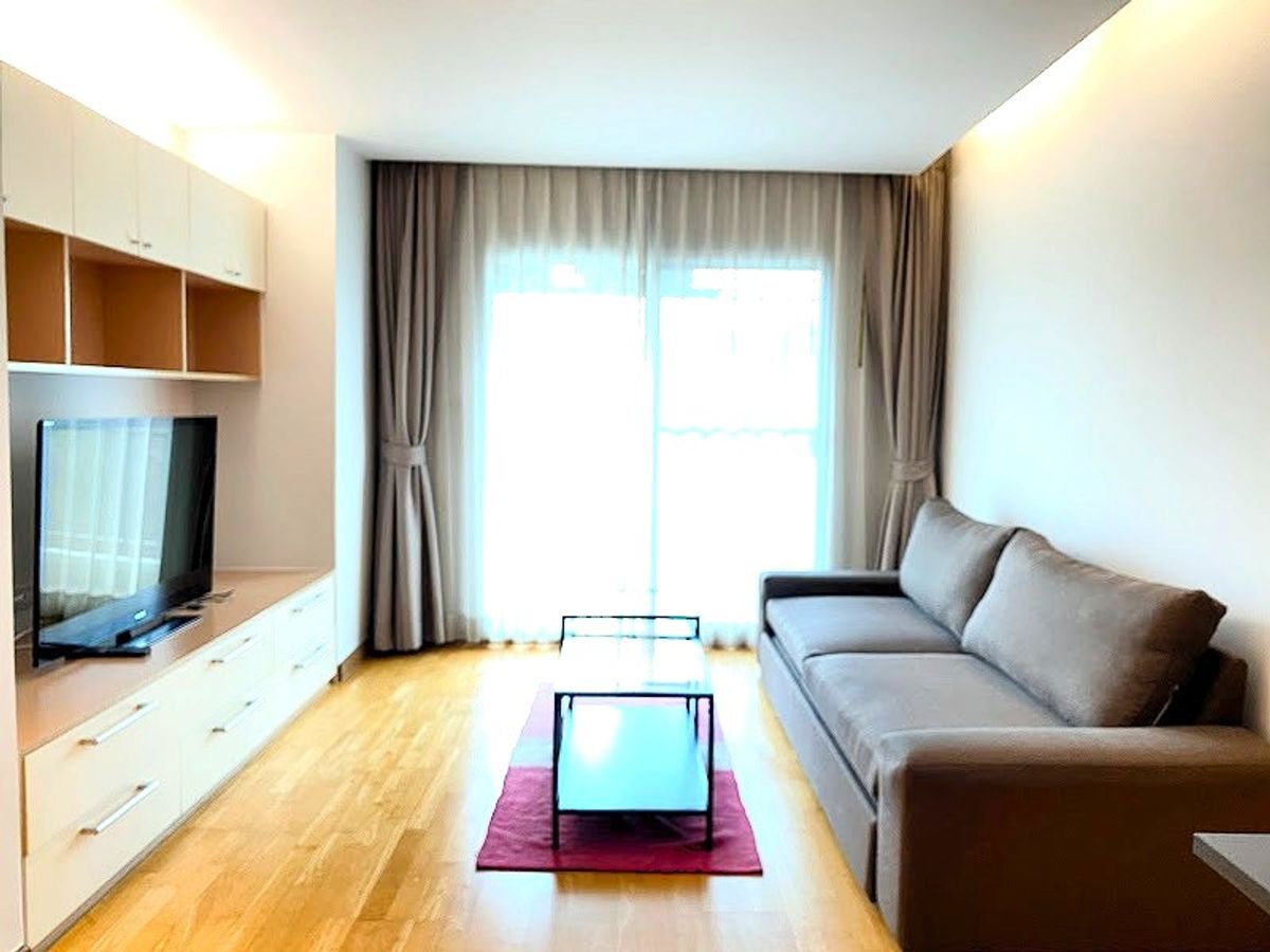 ขายคอนโดอ่อนนุช อุดมสุข : ✨ หายาก! คอนโดห้องมุม 3 ห้องนอน Residence 52 เงียบสงบ เป็นส่วนตัว พร้อมเฟอร์นิเจอร์และเครื่องใช้ไฟฟ้าครบ เดินทางสะดวก ใกล้ห้างใหญ่