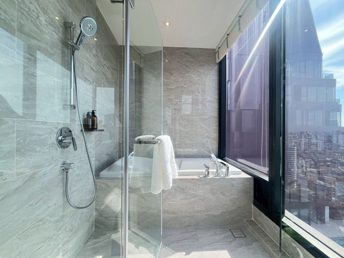 For SaleCondoRama9, Petchburi, RCA : Penthouse for Sale | Ashton Asoke - Rama 9