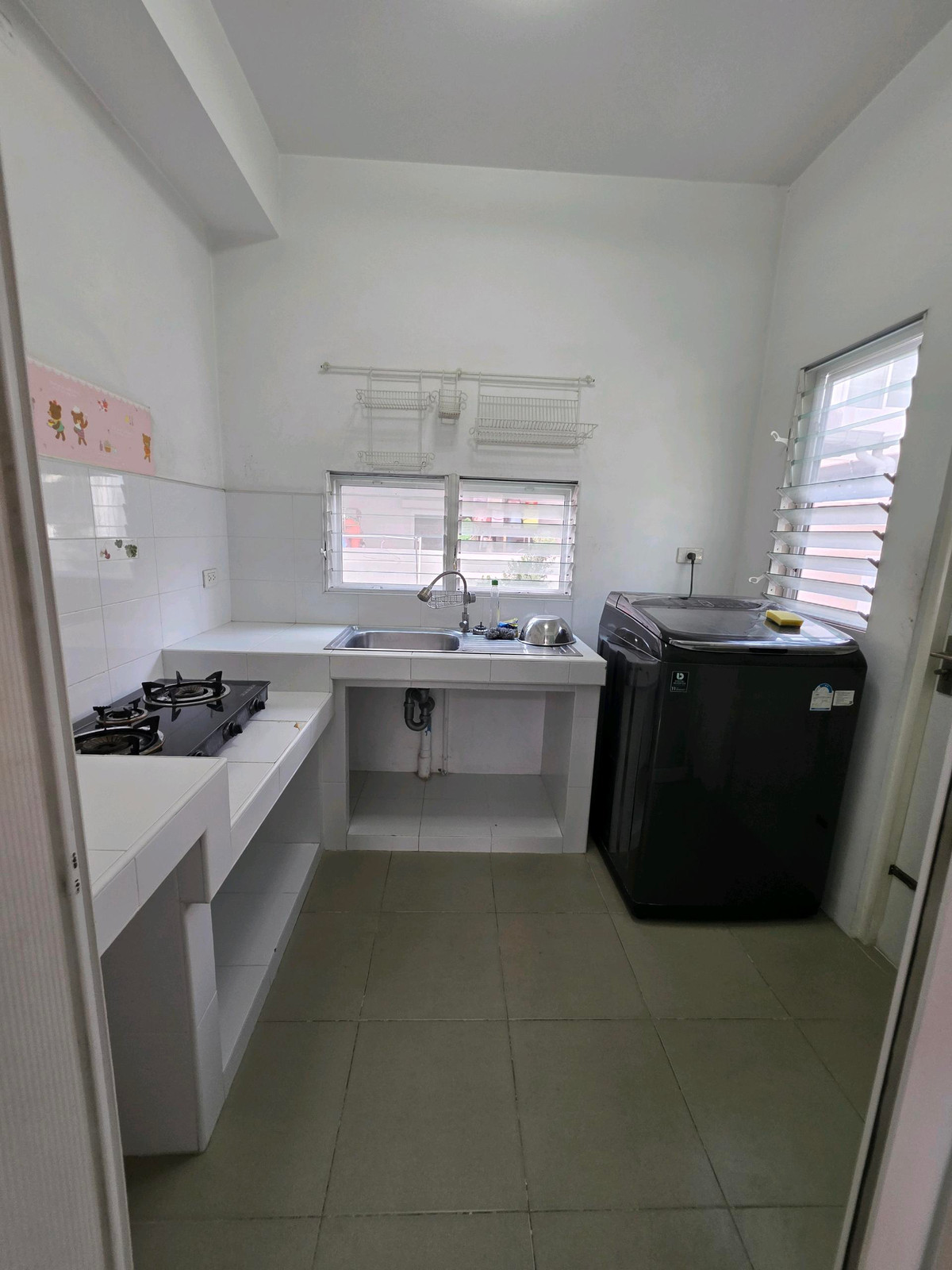 บ้านลาดกระบัง สุวรรณภูมิ : ขาย/เช่า มัณฑนา อ่อนนุช-วงแหวน 3 