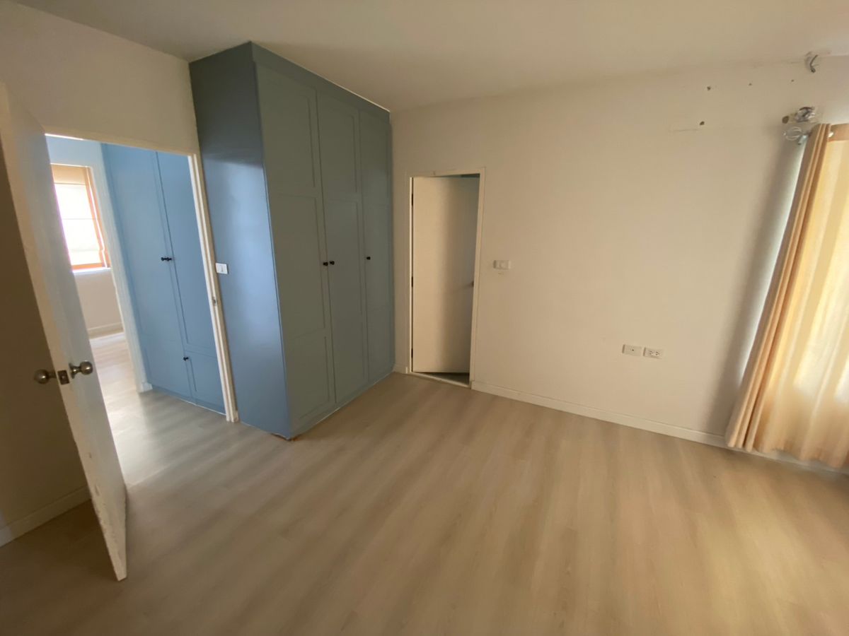 For SaleTownhomeBangna, Bearing, Lasalle : P-2736 Urgent sale! Indie 1, Bang Na Km. 7, beautiful house, good location, convenient to travel.