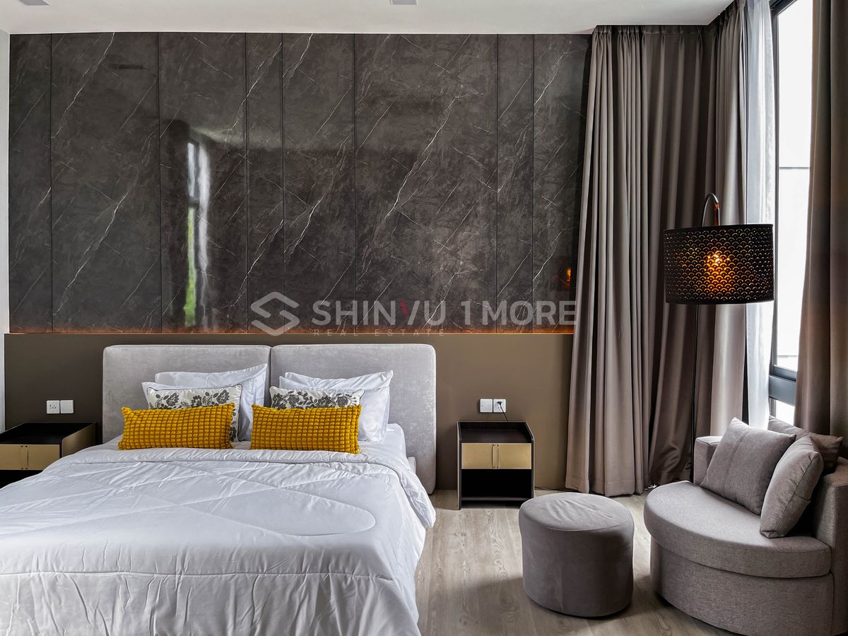 HousePattanakan, Srinakarin : House for rent, Vive Krungthep Kreetha project, rental price 350,000 baht, with sale price [Hsr250501]