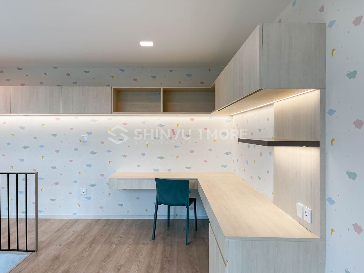 HousePattanakan, Srinakarin : House for rent, Vive Krungthep Kreetha project, rental price 430,000 baht, with sale price [Hsr250502]