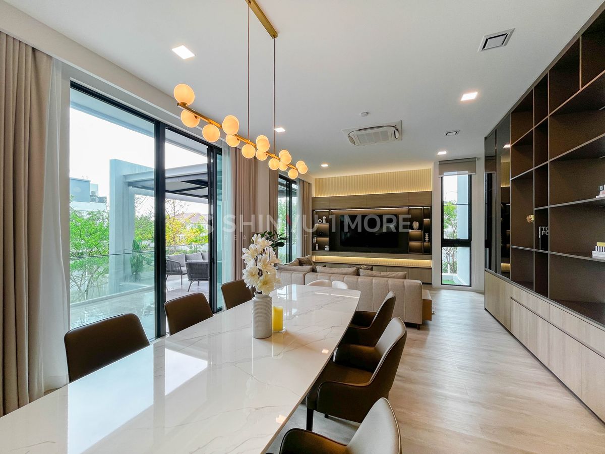 HousePattanakan, Srinakarin : House for rent, Vive Krungthep Kreetha project, rental price 430,000 baht, with sale price [Hsr250502]