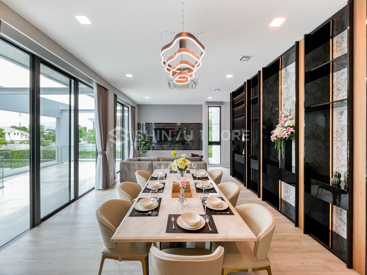 HousePattanakan, Srinakarin : House for rent, Vive Krungthep Kreetha project, rental price 350,000 baht, with sale price [Hsr250501]