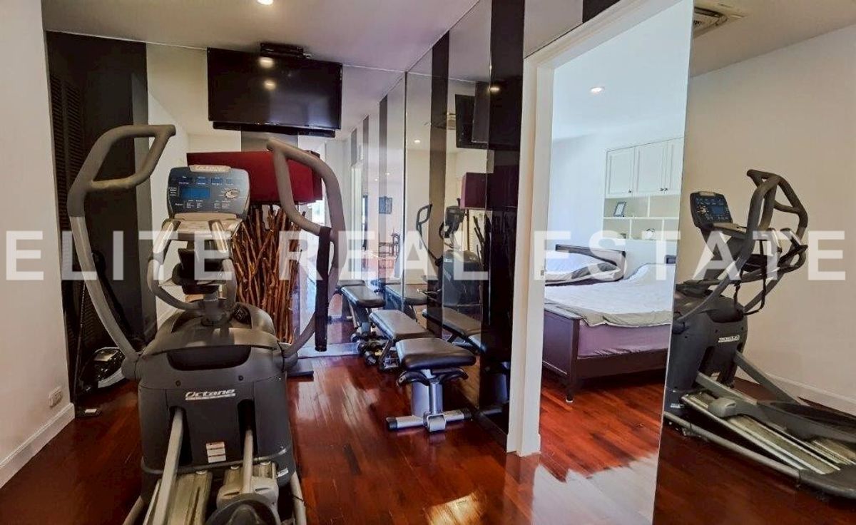 ขายคอนโดวิทยุ ชิดลม หลังสวน : ✨ High Rise luxury ใจกลางรื่นฤดี La Maison Ruamrudee ห้อง Rare ราคาสวย โลเคชั่นดีเกินราคา ✔