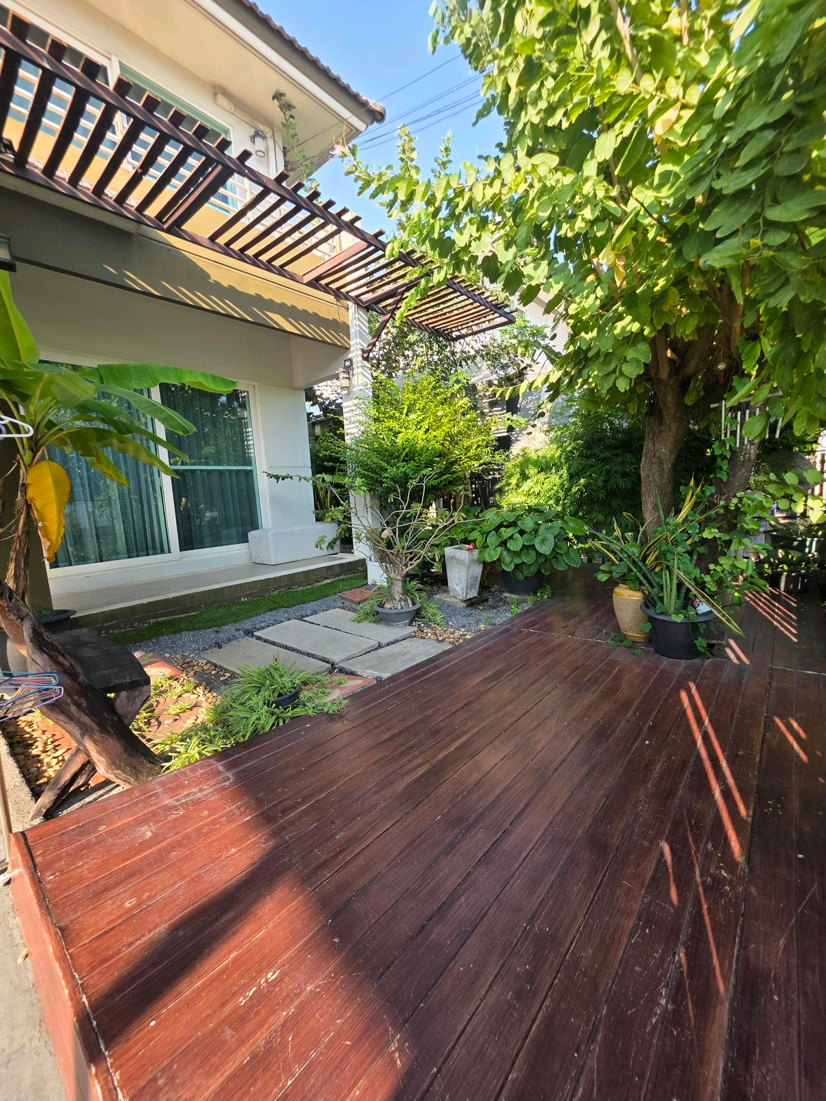 บ้านลาดกระบัง สุวรรณภูมิ : ขาย/เช่า มัณฑนา อ่อนนุช-วงแหวน 3 