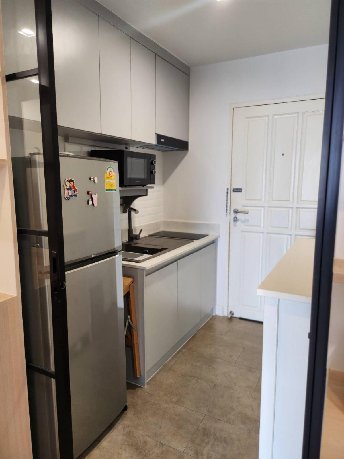 ให้เช่าคอนโดสีลม ศาลาแดง บางรัก : Silom Suites, Studio bed, 18000 per month