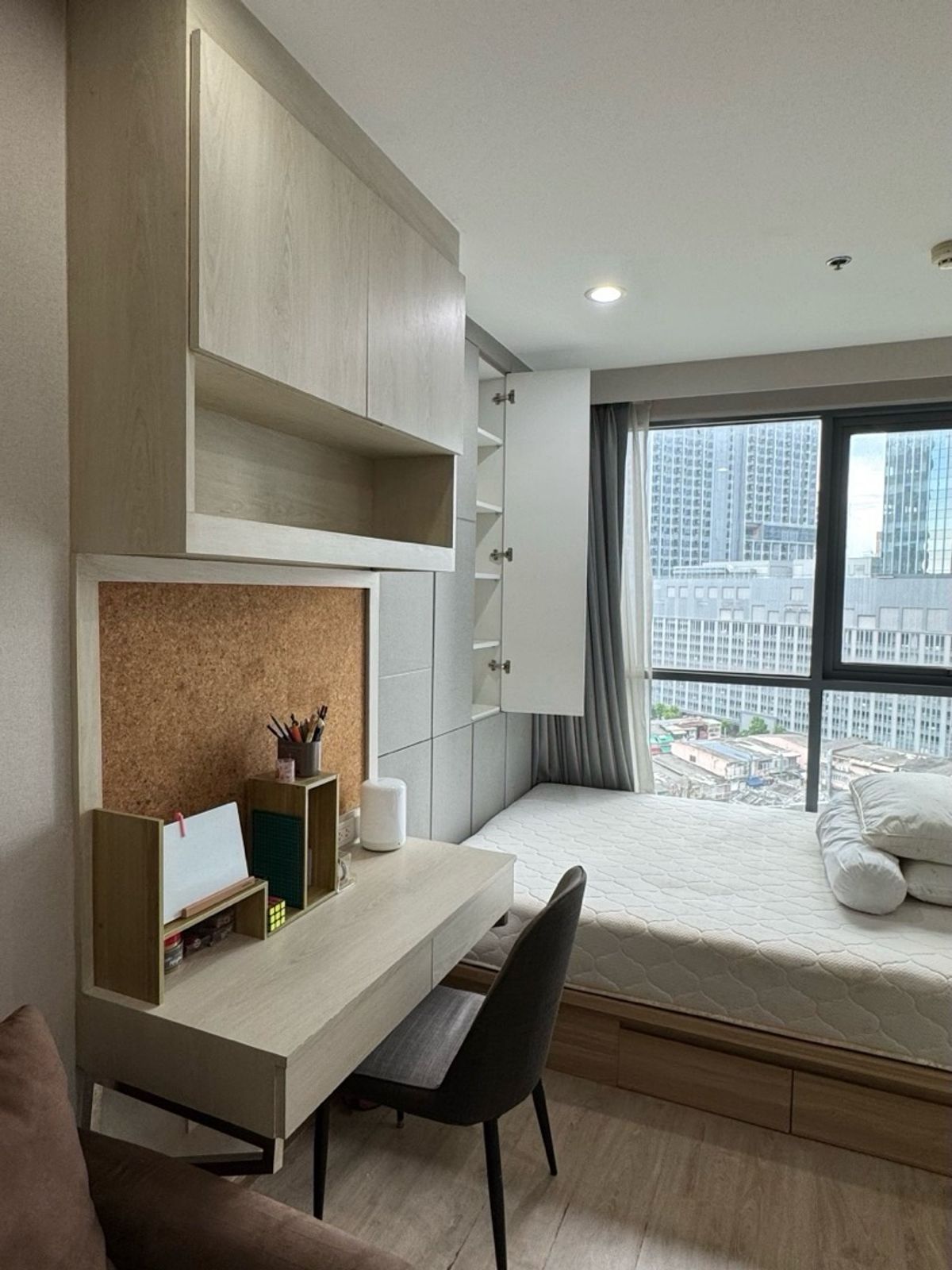 ขายคอนโดสยาม จุฬา สามย่าน : ถูกที่สุดในโครงการ!!!! ห้องแยกสัดส่วน ไม่เคยปล่อยเช่า ideo q chula samyan ใกล้ ม.จุฬา เตรียมอุดม