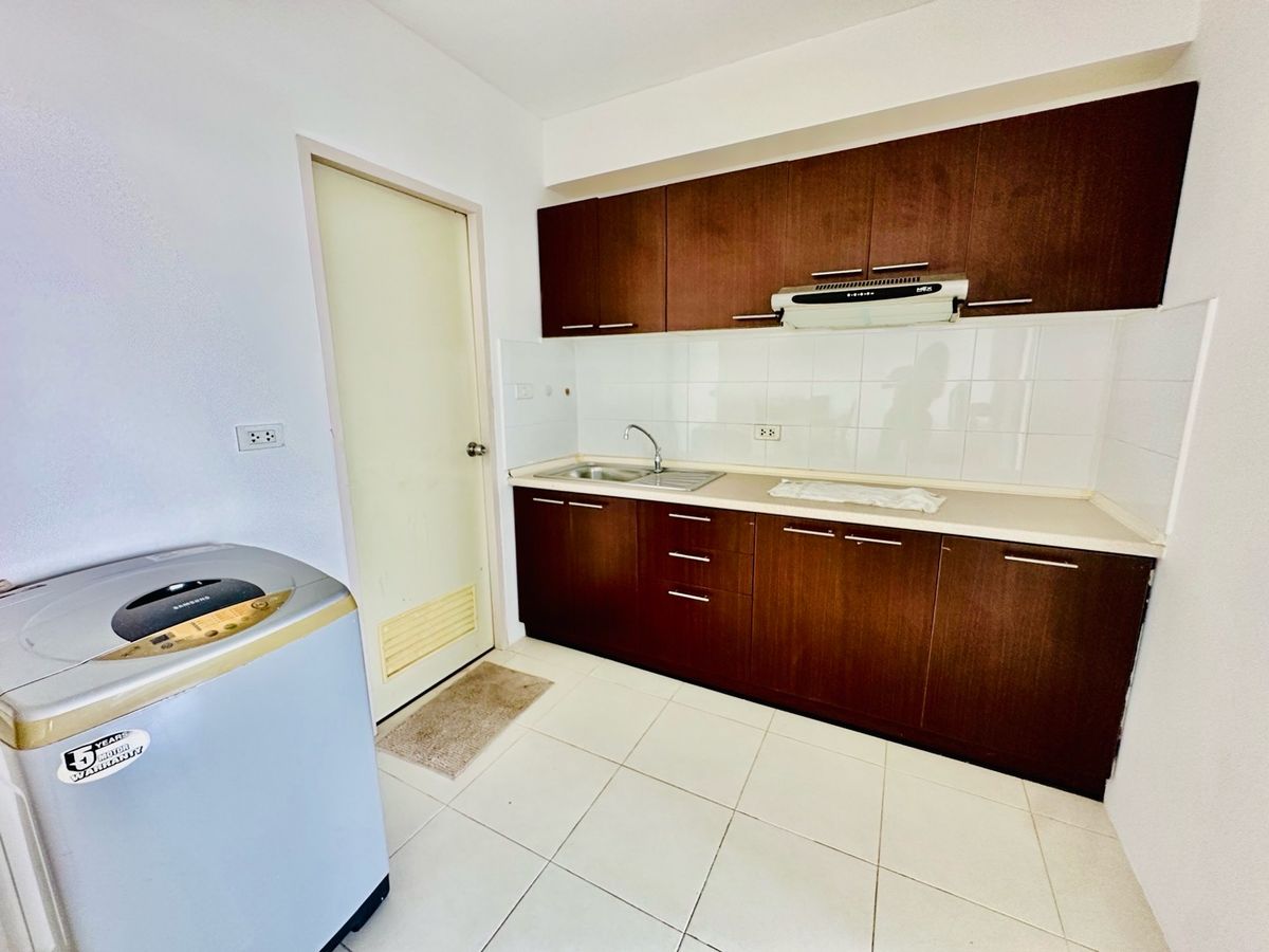 For SaleCondoSriracha Laem Chabang Ban Bueng : 11 Sriracha Condo View Size 46.47 sqm. Floor 11, Surasak 1 Road, Si Racha Subdistrict, Si Racha District, Chon Buri Province