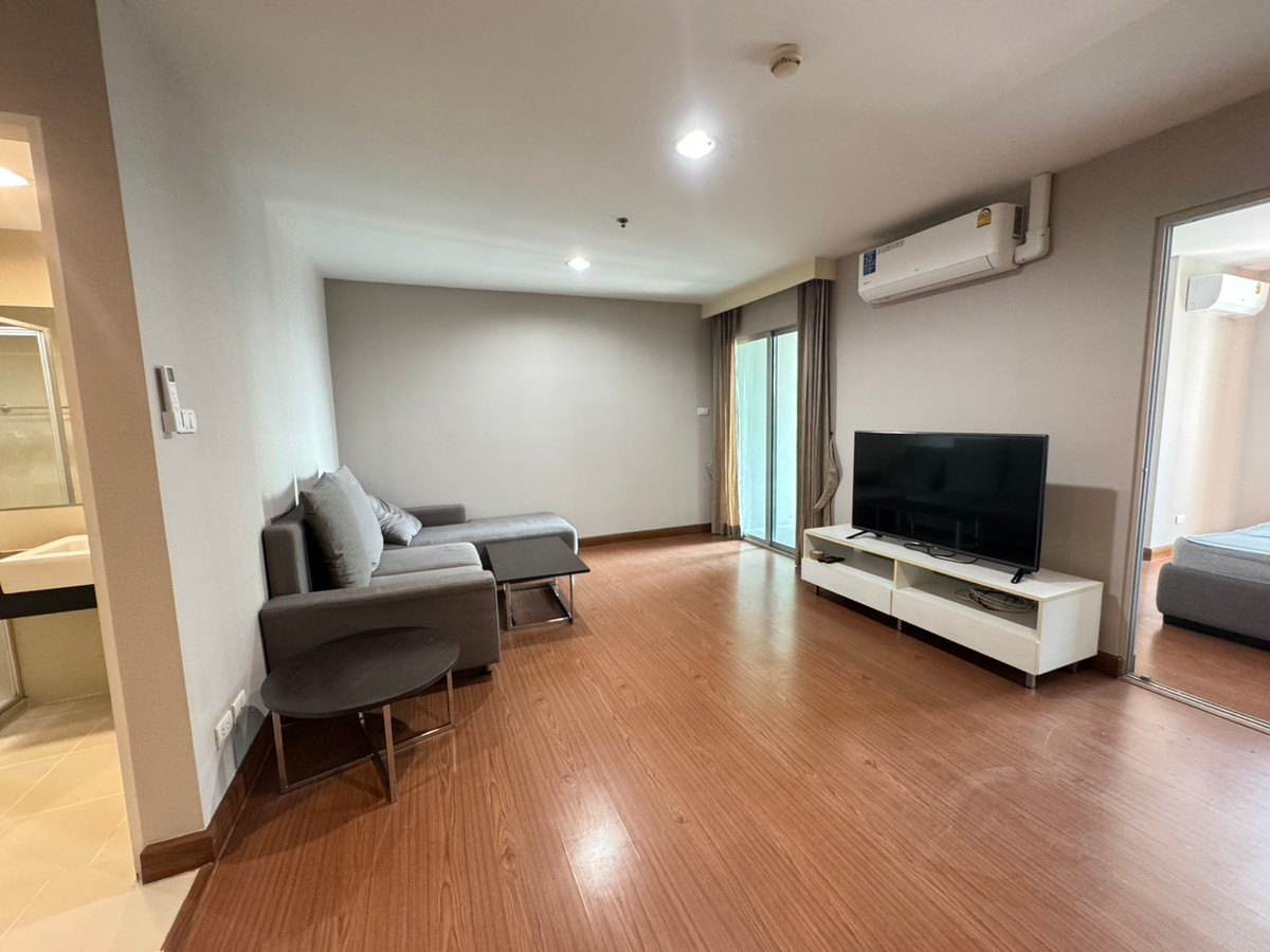 ให้เช่าคอนโดพระราม 9 เพชรบุรีตัดใหม่ RCA : Just Renovated -- FOR RENT 1 BEDROOM 1 BATHROOM 48 SQ.M --  READY TO MOVE IN  --   CALL NOW 094-641-5974