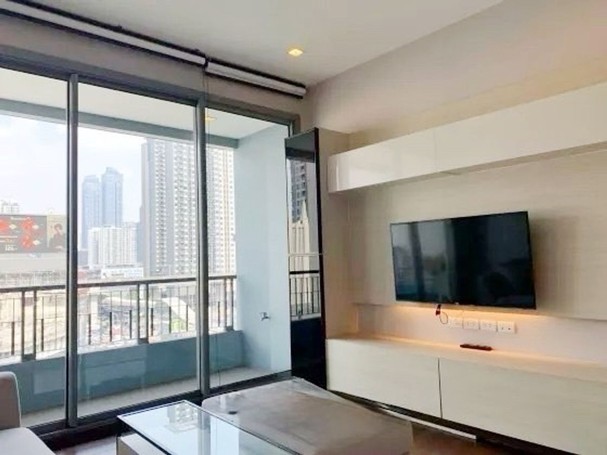 ให้เช่าคอนโดพระราม 9 เพชรบุรีตัดใหม่ RCA : Q Asoke – ให้เช่า 2 ห้องนอน ห้องสวย สภาพดี เหมือนใหม่