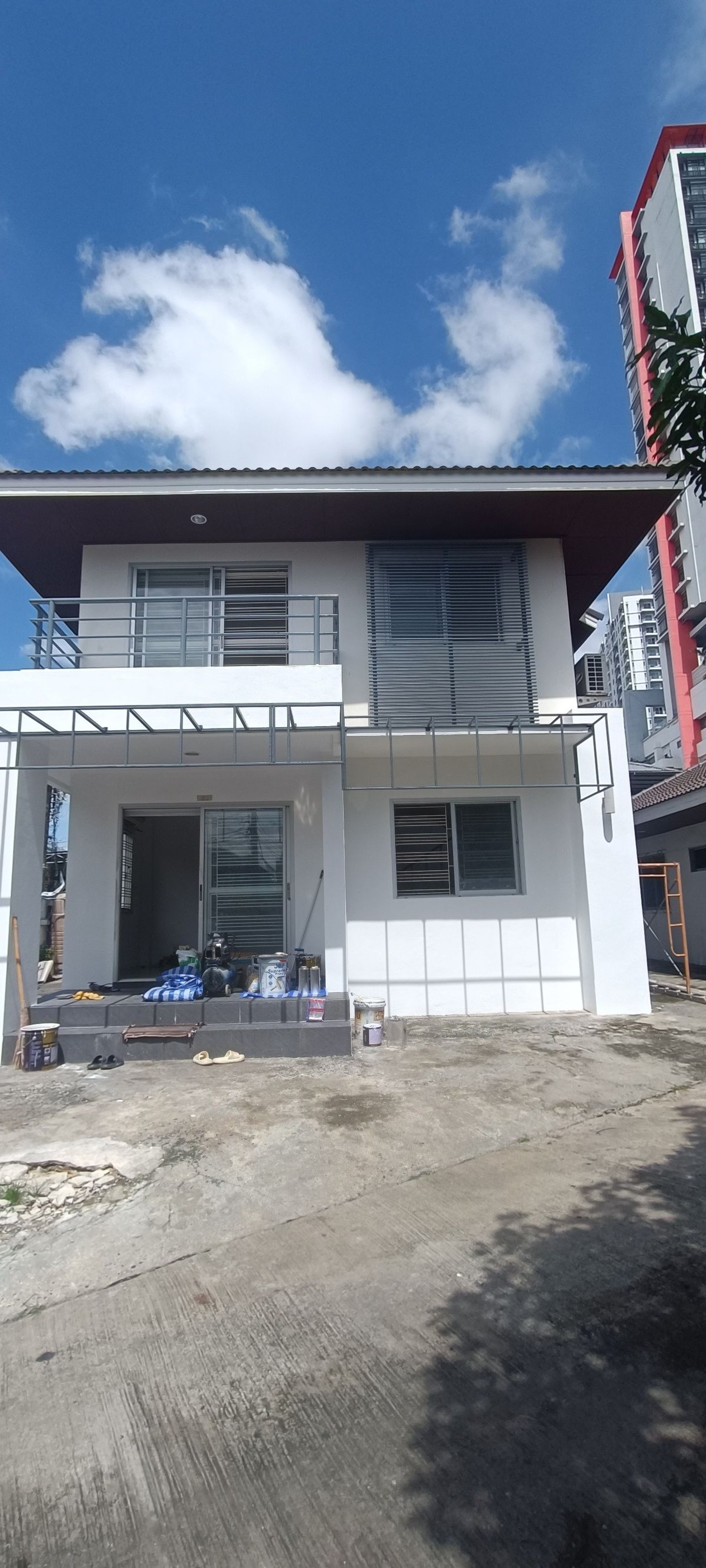 For RentHouseSathorn, Narathiwat : 2 storey detached house for rent, Sathorn Charoen Rat Air Road, all rooms, furniture There are 3 bedrooms, 2 bathrooms. Rental price 25,000 baht per month
