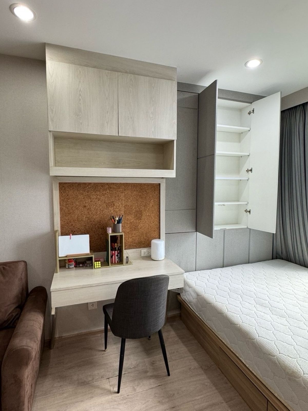 ขายคอนโดสยาม จุฬา สามย่าน : ถูกที่สุดในโครงการ!!!! ห้องแยกสัดส่วน ไม่เคยปล่อยเช่า ideo q chula samyan ใกล้ ม.จุฬา เตรียมอุดม