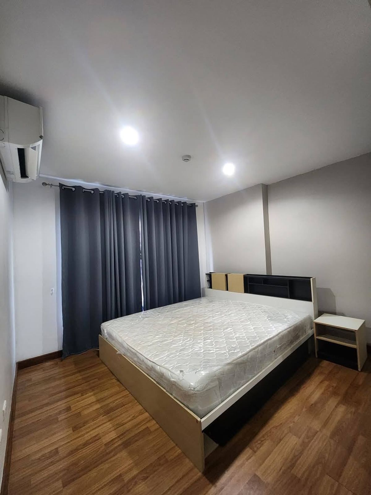 ขายคอนโดพระราม 5 ราชพฤกษ์ บางกรวย : (รหัสN106) Regent home 25 Tiwanon คอนโดใจกลางเมืองนนทบุรี ติดกับกระทรวงสาธารณสุข อยู่ห่างจากถนนใหญ่ประมาณ 180 เมตร เดินทางสะดวก ใกล้ MRT กระทรวงสาธารณสุข เพียง 200 เมตร