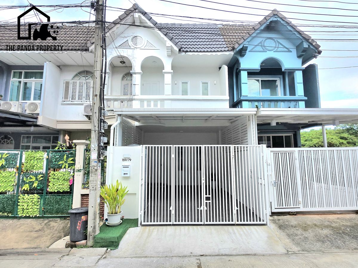 ขายทาวน์โฮมนวมินทร์ รามอินทรา : ขายบ้านรีโนเวทสวย ใกล้รถไฟฟ้า ในราคาไม่ถึง 2 ล้าน