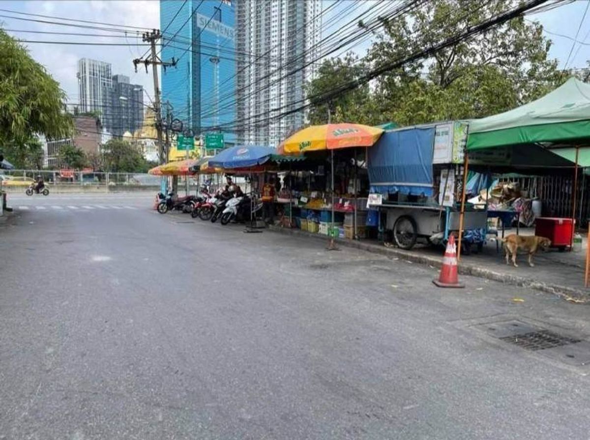 For SaleShop HouseSukhumvit, Asoke, Thonglor : Sell ​​4.5 -storey commercial building, suitable for trading Soi Ekkamai 30 (N.563)