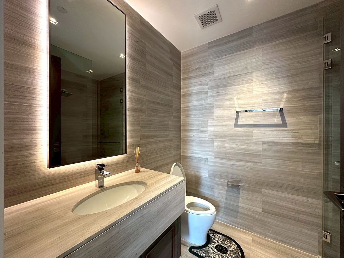 For RentCondoSukhumvit, Asoke, Thonglor : ✨ For Rent: The Diplomat 39 – A luxury condominium in the heart of Sukhumvit 39. Featuring 2 bedrooms, newly renovated, fully furnished, with stunning high-floor city views. located near BTS Phrom Phong, EmQuartier, Emporium, and Benjasiri Park 🌳