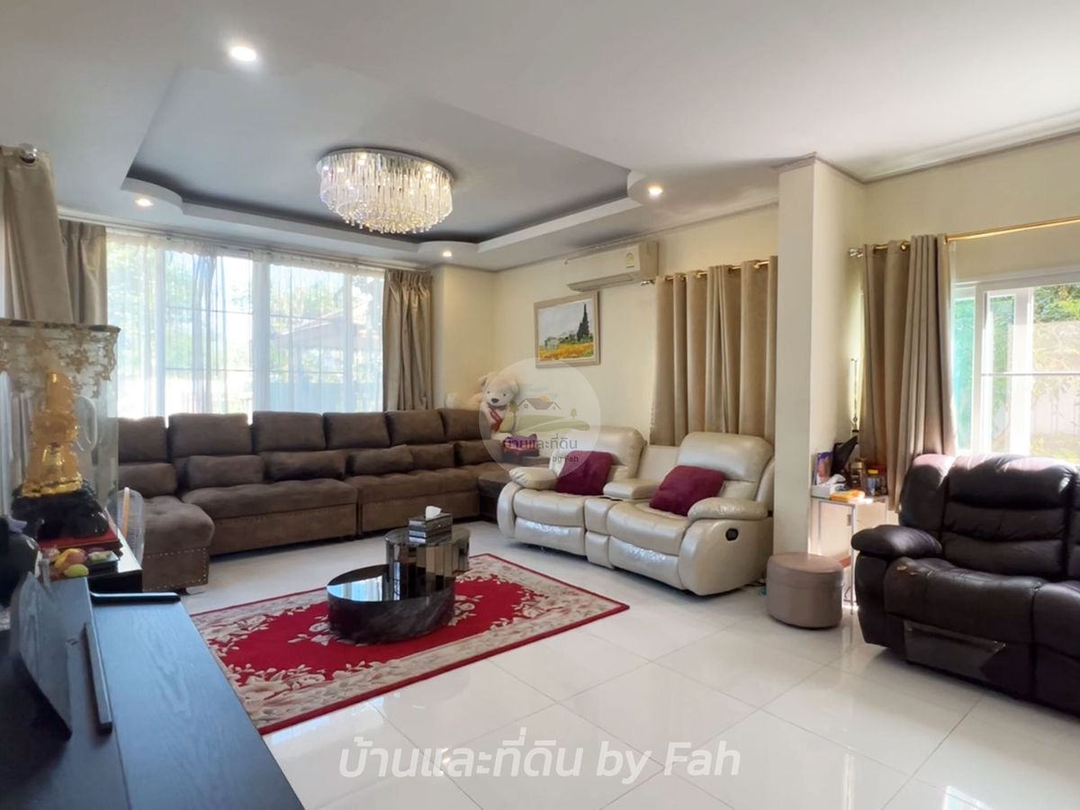 ขายบ้านพัฒนาการ ศรีนครินทร์ : ขายบ้านเดี่ยว 200 ตรว. 5 นอน 5น้ำ ม.เสรีวิลล่า ใกล้สวนหลวงร.9  ทำเลดี สวยใหม่ พร้อมอยู่ 