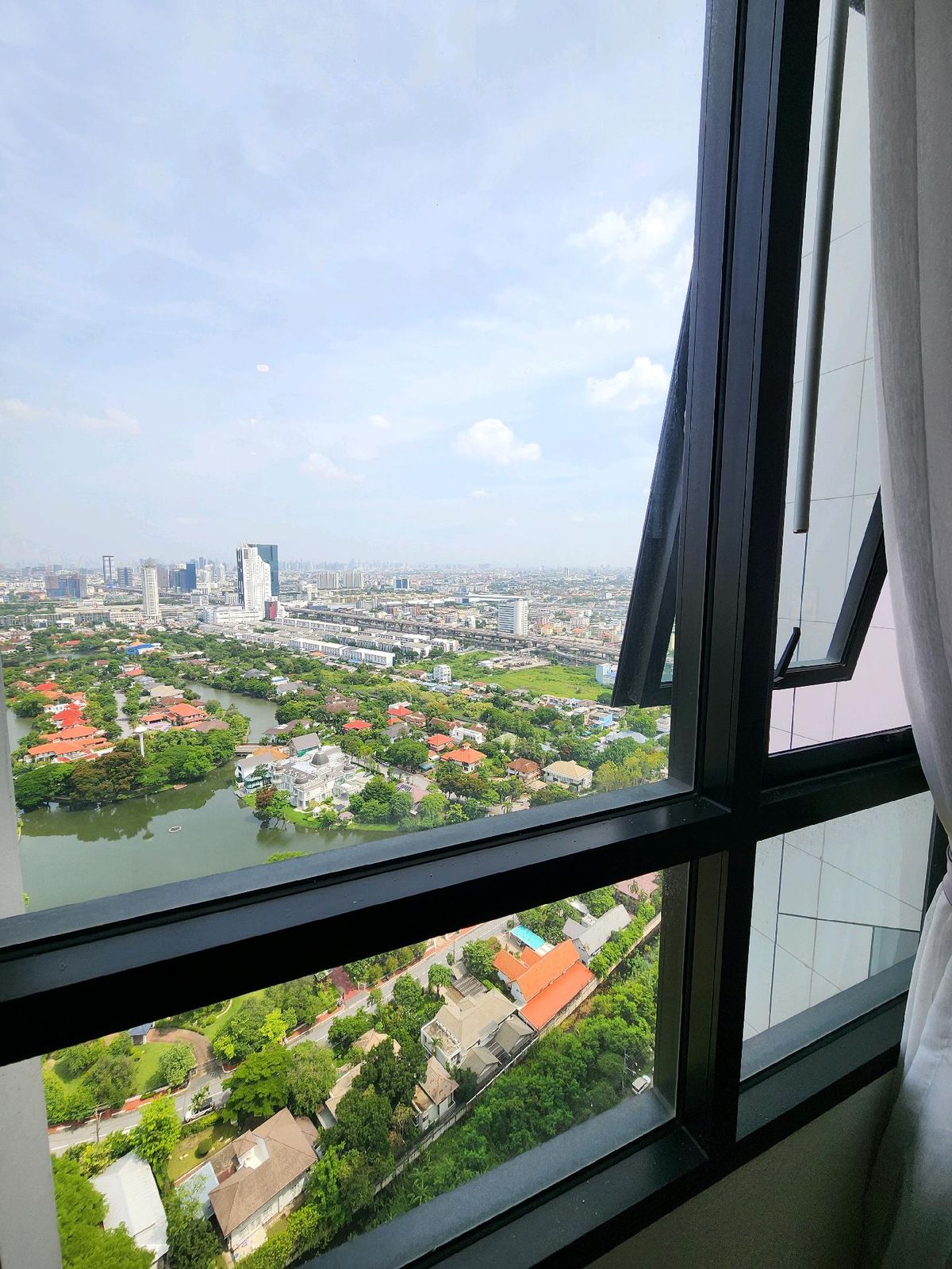 For SaleCondoBangna, Bearing, Lasalle : Condo for sale.