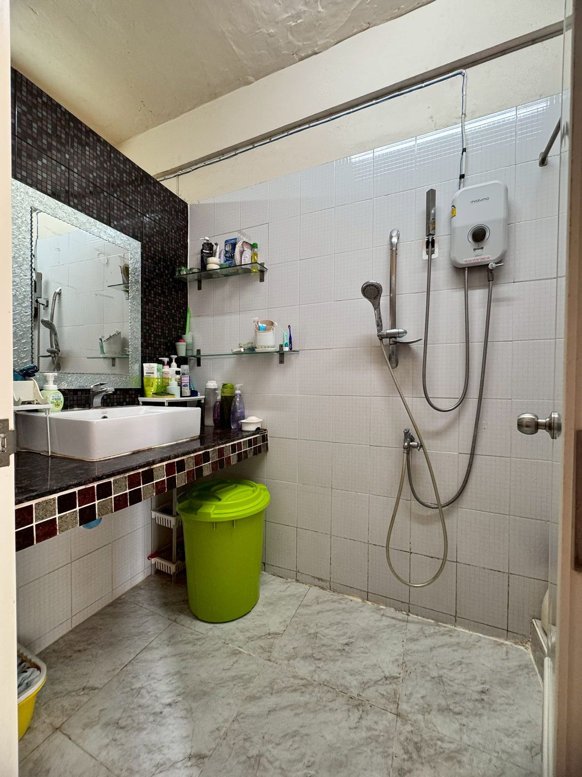 For SaleShop HouseSukhumvit, Asoke, Thonglor : Sell ​​4.5 -storey commercial building, suitable for trading Soi Ekkamai 30 (N.563)