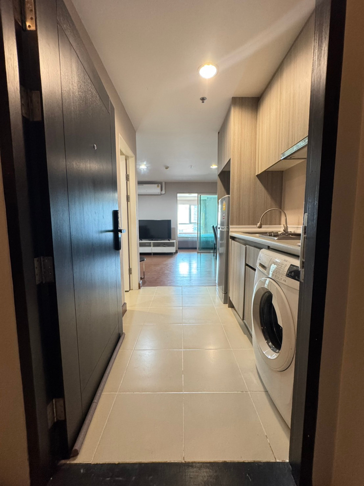 For RentCondoRama9, Petchburi, RCA : Repair Alread for Rent 2 Bedroom 1 Bathroom 60 SQ.M Fully Furniture Ready to Move in