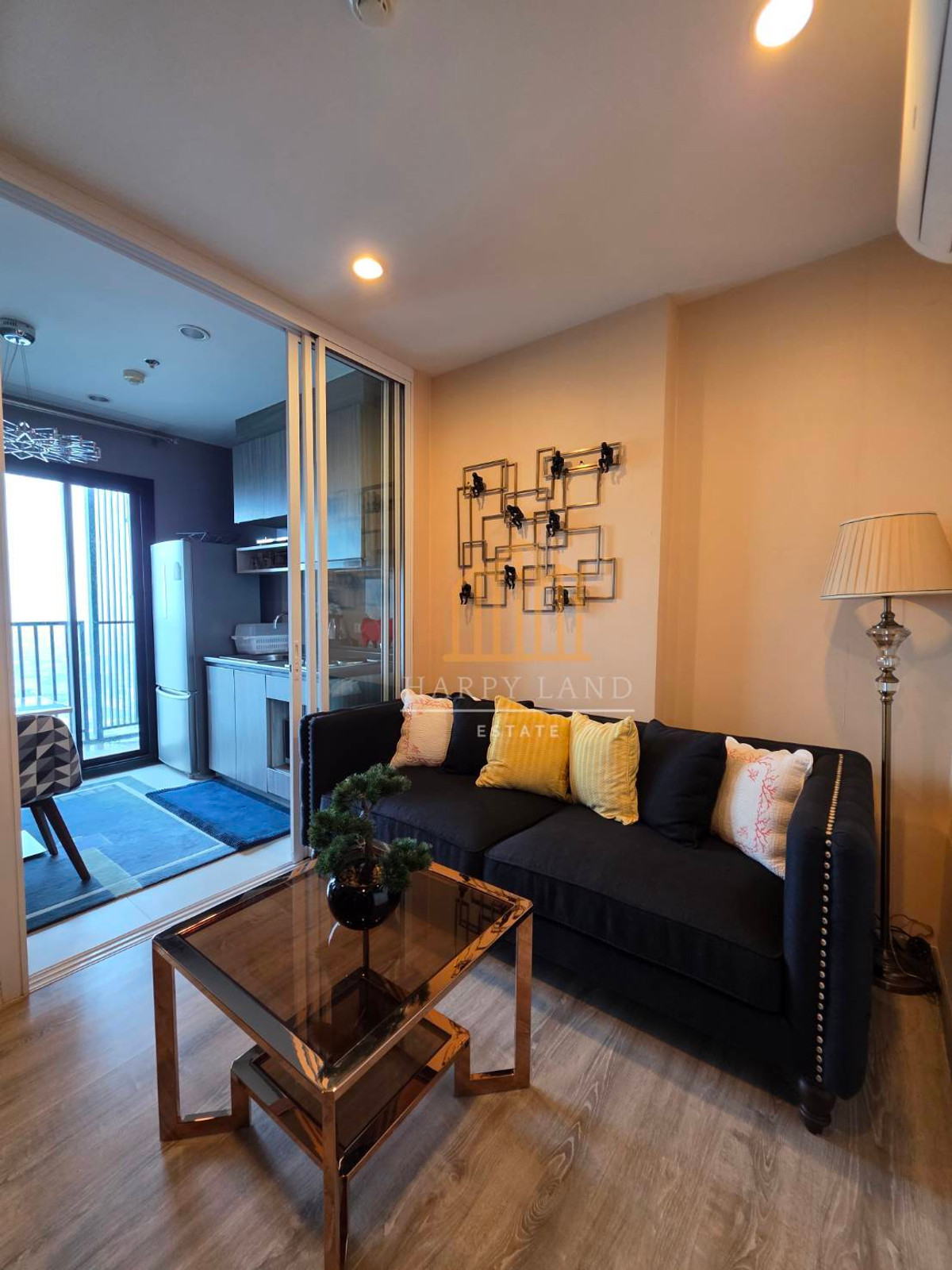 ขายคอนโดขอนแก่น : ขายด่วน!! เดอะเบส ไฮท์ มิตรภาพ - ขอนแก่น ห้องสวย ตกแต่งจัดเต็ม เฟอร์นิเจอร์ Index วิวไม่บล็อค ชั้นสูง ไม่เคยปล่อยเช่า สภาพอย่างดี  เพียง 2.19 ลบ. เท่านั้น ค่าโอนคนละครึ่ง ติดต่อ พลอย 082-328-2959  