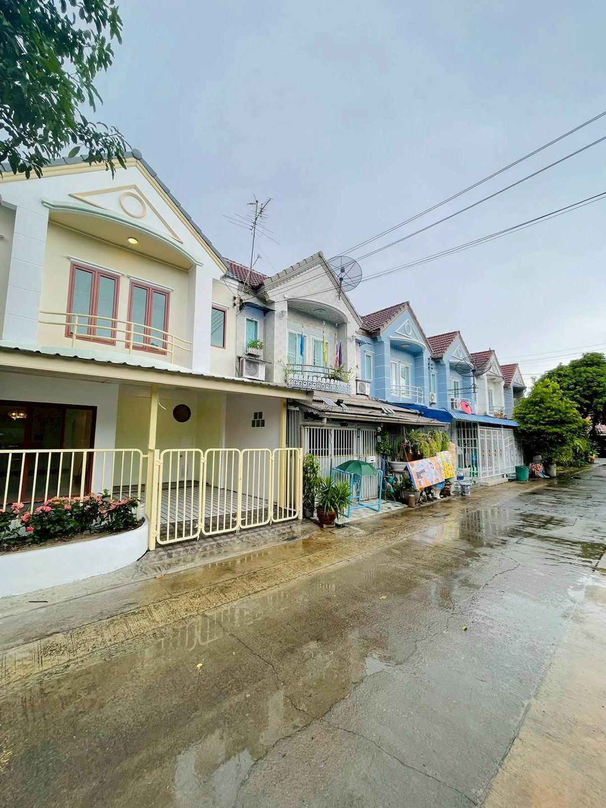 ขายทาวน์โฮมนนทบุรี บางใหญ่ บางบัวทอง : สวย ถูก ดี ทาวน์เฮาส์บ้านเต็มรัก บางคูวัด บางบัวทอง นนทบุรี 3 นอน 1.79 ลบ