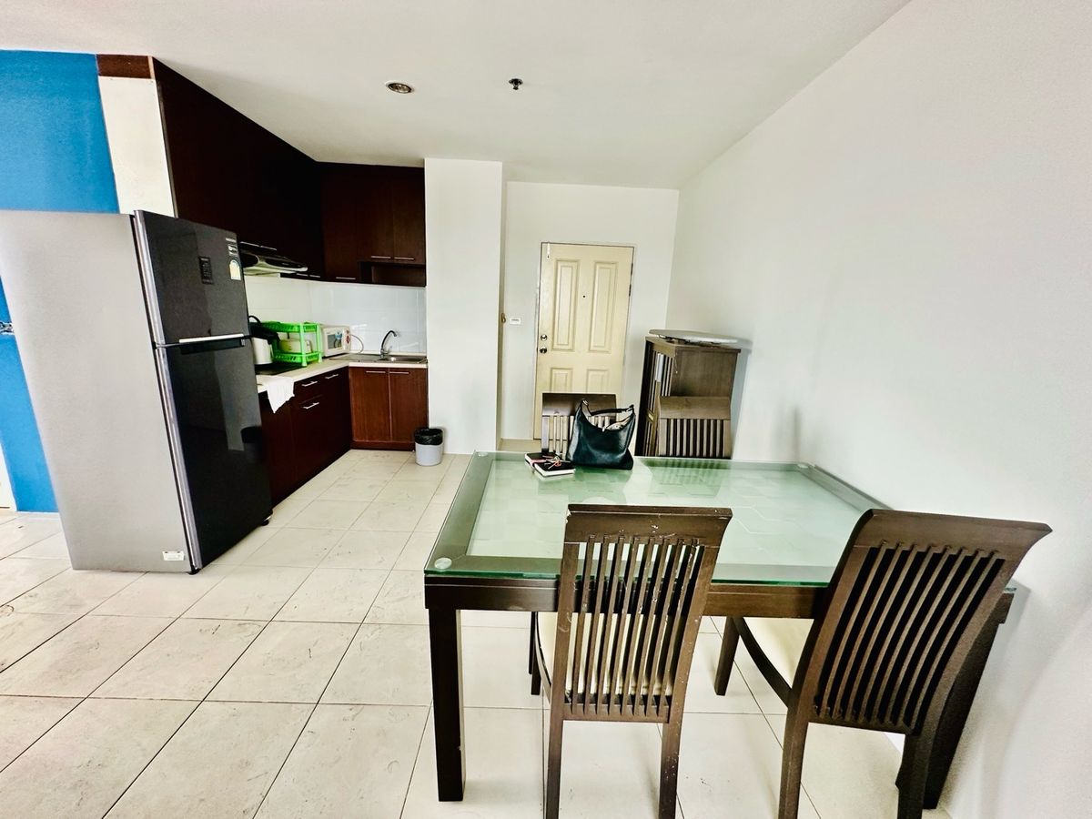 ขายคอนโดศรีราชา แหลมฉบัง บ้านบึง : ศรีราชา คอนโด วิว ห้องหัวมุม 47.65 ตรม. ชั้น 11 ถนนสุรศักดิ์ 1 ตำบลศรีราชา อำเภอศรีราชา จังหวัดชลบุรี