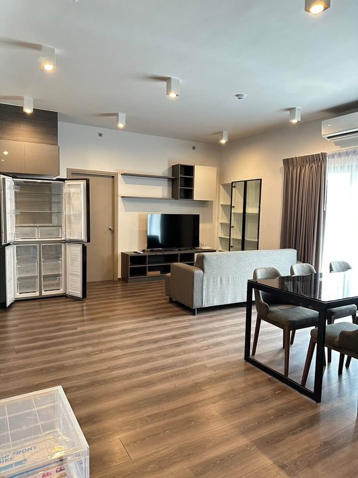 ให้เช่าคอนโดพระราม 9 เพชรบุรีตัดใหม่ RCA : ⭐️ IDEO Rama 9 - Asoke ⭐️2 Beds 2 Baths 71 sqm. ห้องสวยมาก เครื่องใช้ไฟฟ้าครบ