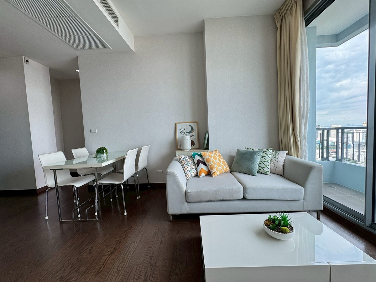 For RentCondoRama9, Petchburi, RCA : Q asoke - 2 bedrooms for rent, beautiful room, good condition, like new