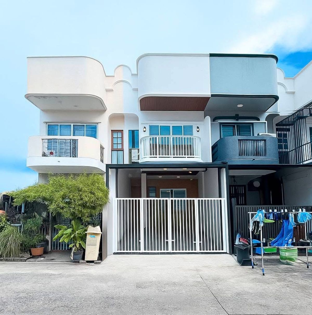 For SaleTownhomeChokchai 4, Ladprao 71, Ladprao 48, : H0698♛♚ Sell 2 Bedrooms ⚝ Ladprao ♜MRT Ladprao ∞065-9423251,099-5919653▚Line@surreside