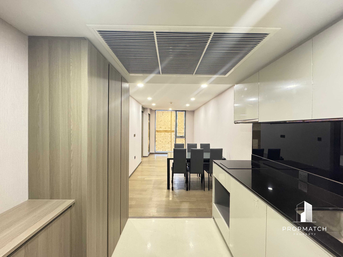 For SaleCondoSiam Paragon ,Chulalongkorn,Samyan : Hot Deal Temple Condo for sale Klass Siam (1 Bed 1 Bath 45 SQM) near Chulalongkorn University to walk to Siam.