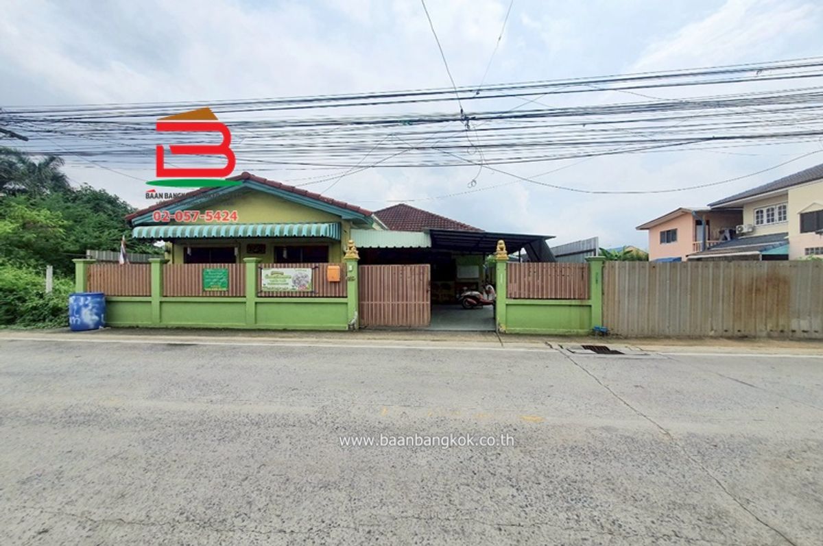 ให้เช่าบ้านนวมินทร์ รามอินทรา :  ให้เช่า บ้านเดี่ยว ซอยรามอินทรา 117 เนื้อที่ 66 ตรว. ใกล้รร.เศรษฐบุตรบําเพ็ญ ถนนรามอินทรา แขวงมีนบุรี เขตมีนบุรี กรุงเทพมหานคร