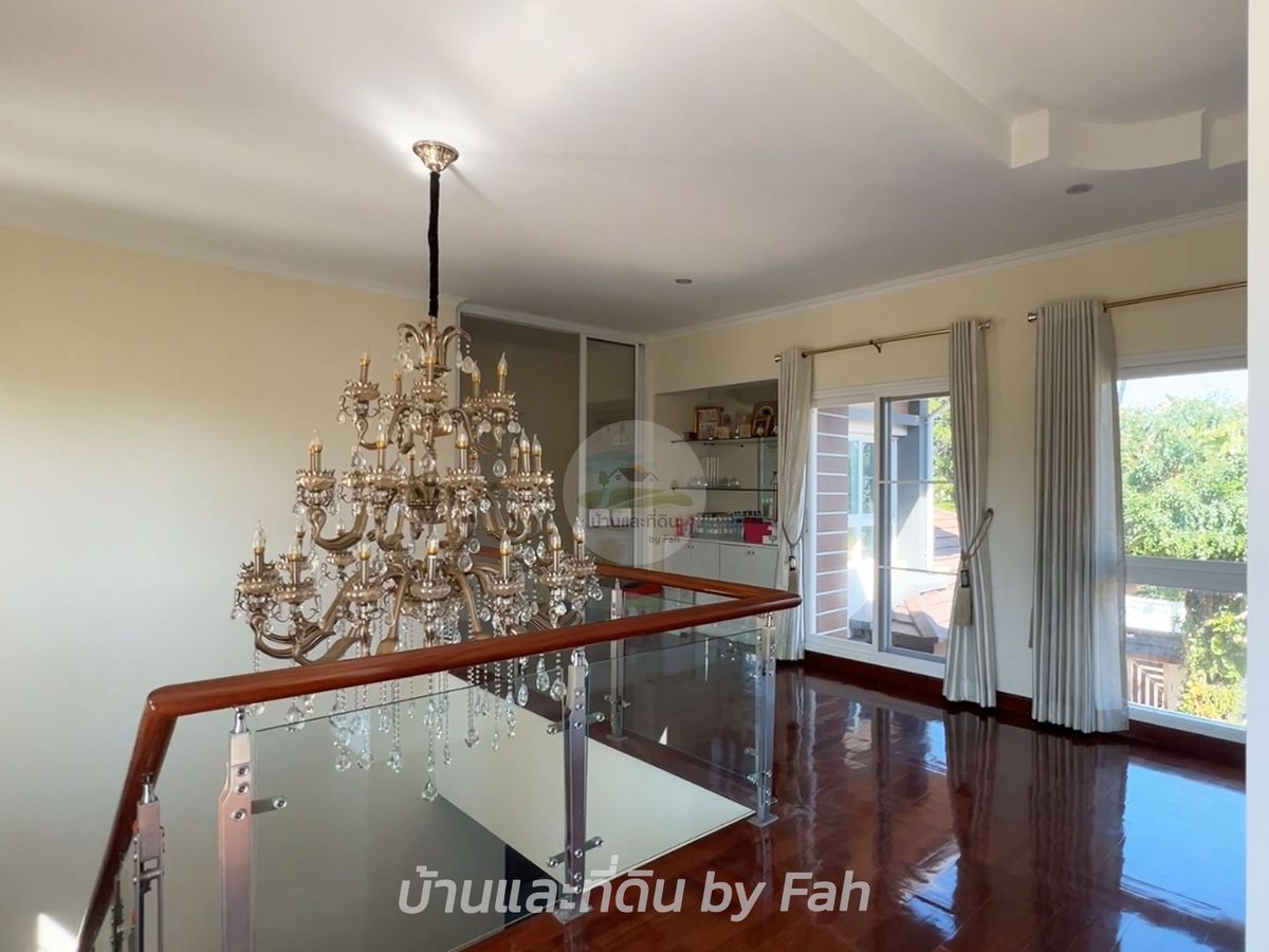 ขายบ้านพัฒนาการ ศรีนครินทร์ : ขายบ้านเดี่ยว 200 ตรว. 5 นอน 5น้ำ ม.เสรีวิลล่า ใกล้สวนหลวงร.9  ทำเลดี สวยใหม่ พร้อมอยู่ 