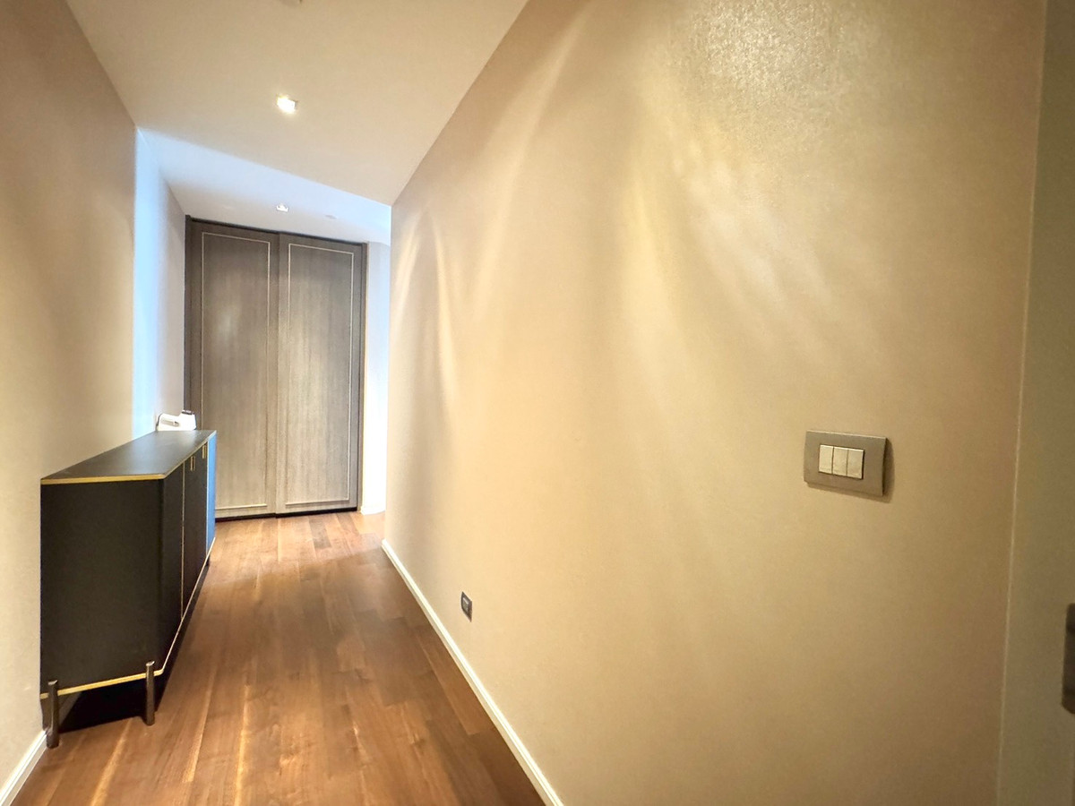 For RentCondoSukhumvit, Asoke, Thonglor : ✨ For Rent: The Diplomat 39 – A luxury condominium in the heart of Sukhumvit 39. Featuring 2 bedrooms, newly renovated, fully furnished, with stunning high-floor city views. located near BTS Phrom Phong, EmQuartier, Emporium, and Benjasiri Park 🌳