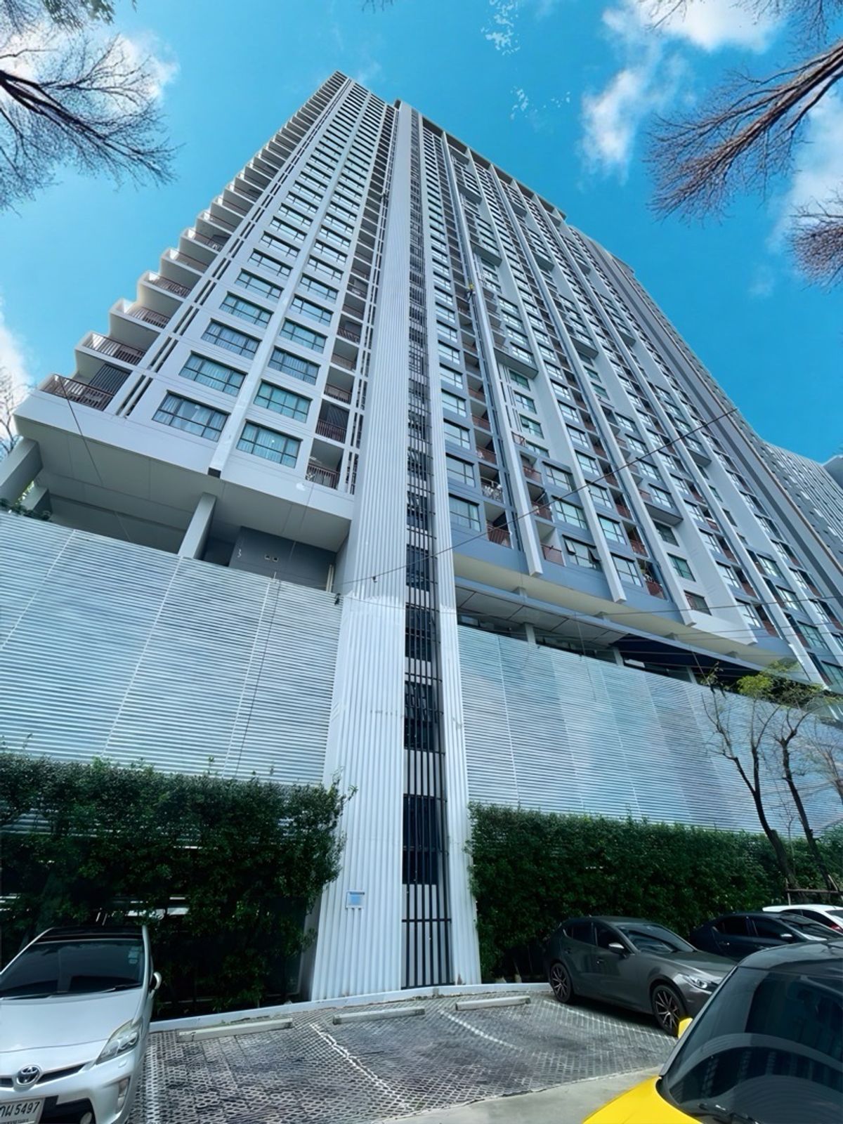 For RentCondoRama9, Petchburi, RCA : Short -term rental for the Siri Condo The Base Rama 9 -Ramkhamhaeng 1 Bed