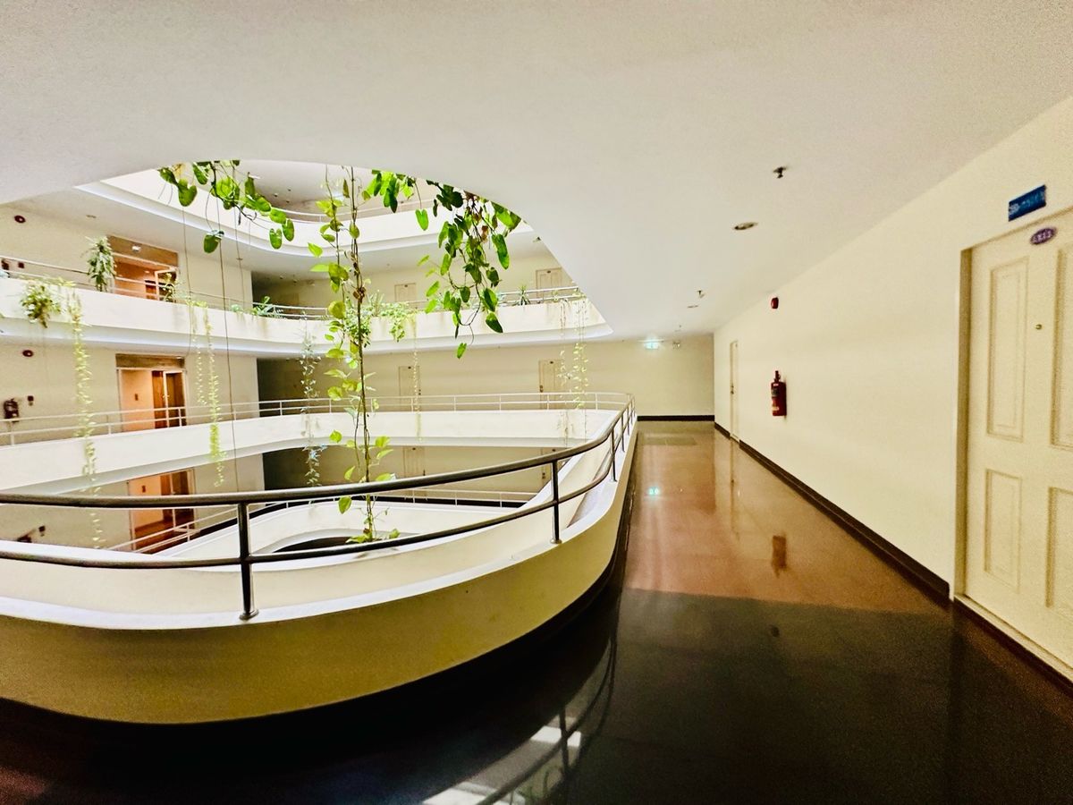 ขายคอนโดศรีราชา แหลมฉบัง บ้านบึง : ศรีราชา คอนโด วิว ห้องหัวมุม 47.65 ตรม. ชั้น 11 ถนนสุรศักดิ์ 1 ตำบลศรีราชา อำเภอศรีราชา จังหวัดชลบุรี