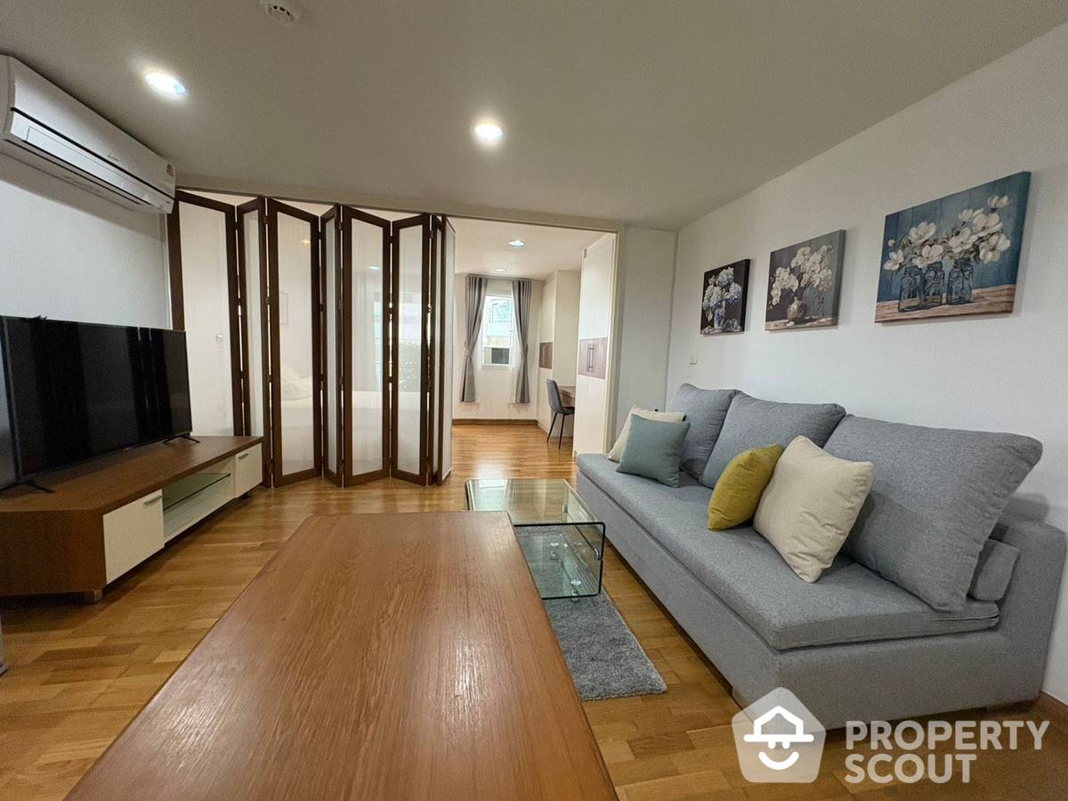 For RentCondoSukhumvit, Asoke, Thonglor : 1-BR Condo at Serene Place Sukhumvit 24 Condominium near BTS Phrom Phong