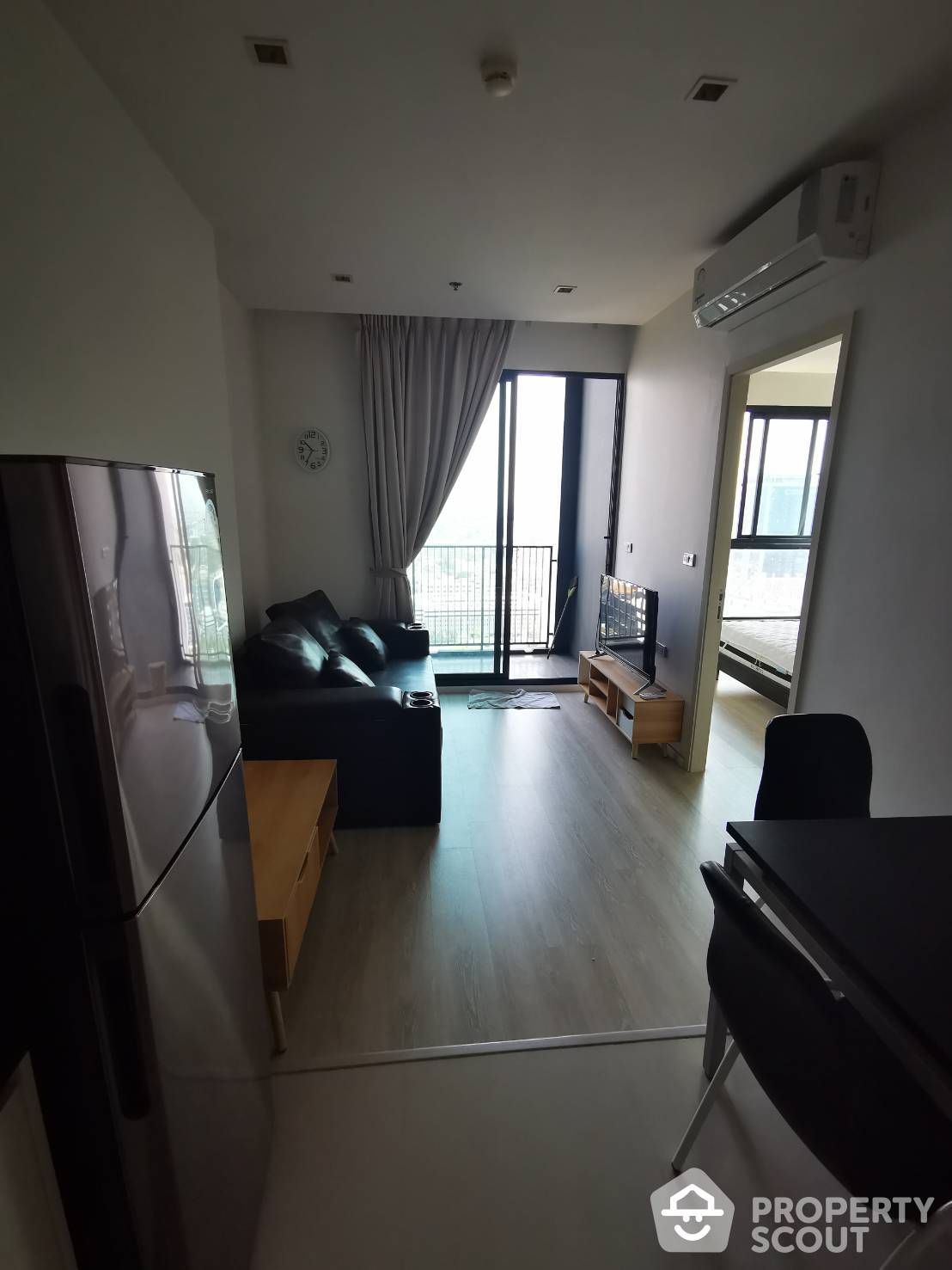 For SaleCondoRatchadapisek, Huaikwang, Suttisan : 1-BR Condo at Quinn Condo Ratchada 17 near MRT Sutthisan