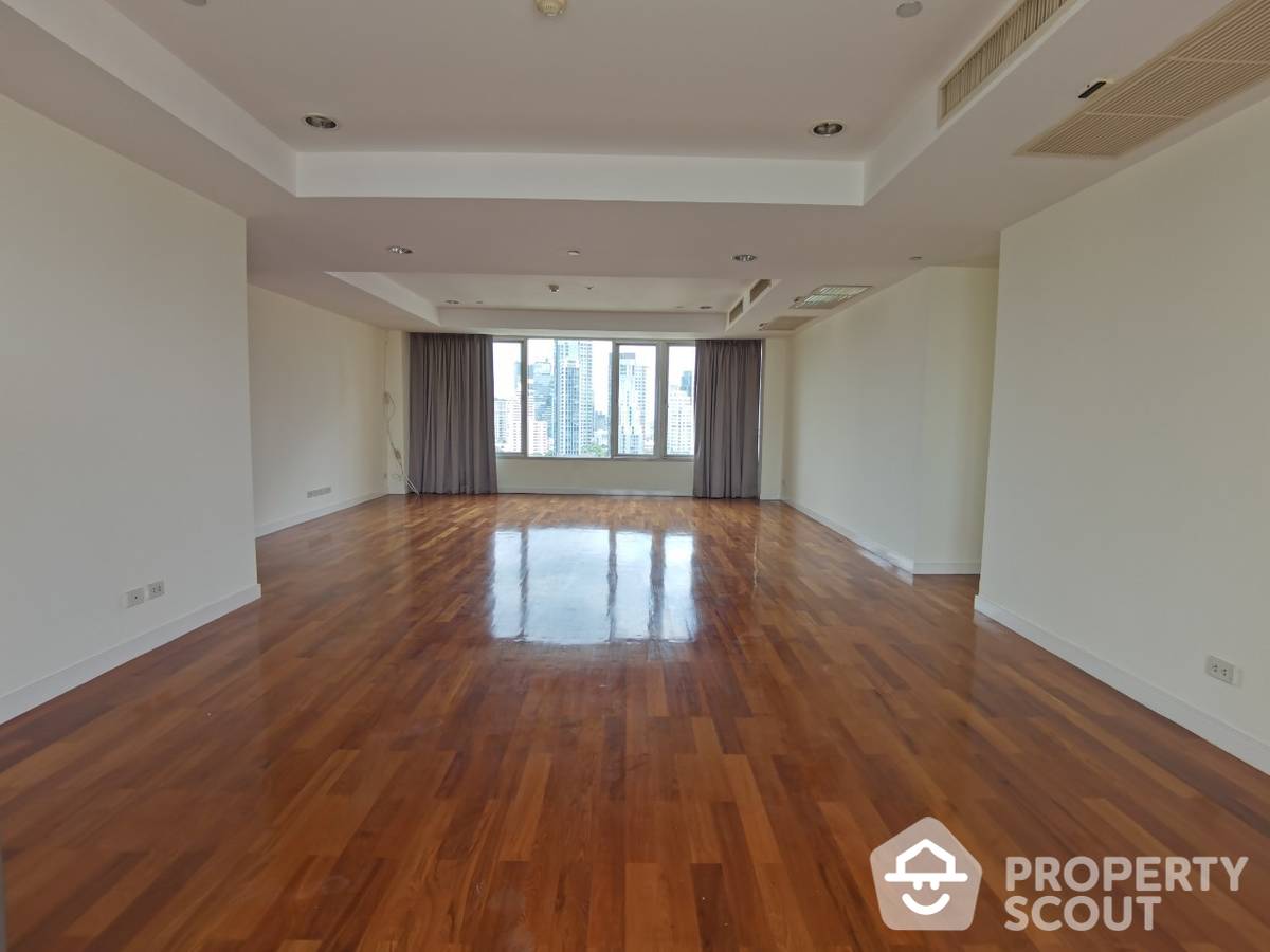 For RentCondoSukhumvit, Asoke, Thonglor : 4-BR Condo at Hampton Thonglor 10 near BTS Thong Lor