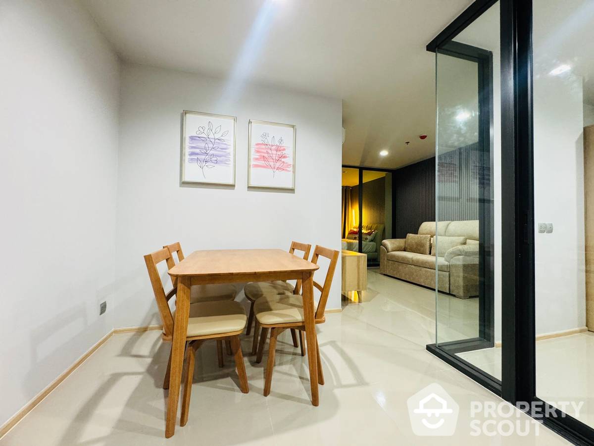 For RentCondoLadprao, Central Ladprao : 2-BR Condo at Life Ladprao near BTS Ha Yaek Lat Phrao