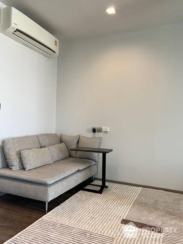 For RentCondoLadprao, Central Ladprao : 1-BR Condo at Life Ladprao Valley near BTS Ha Yaek Lat Phrao